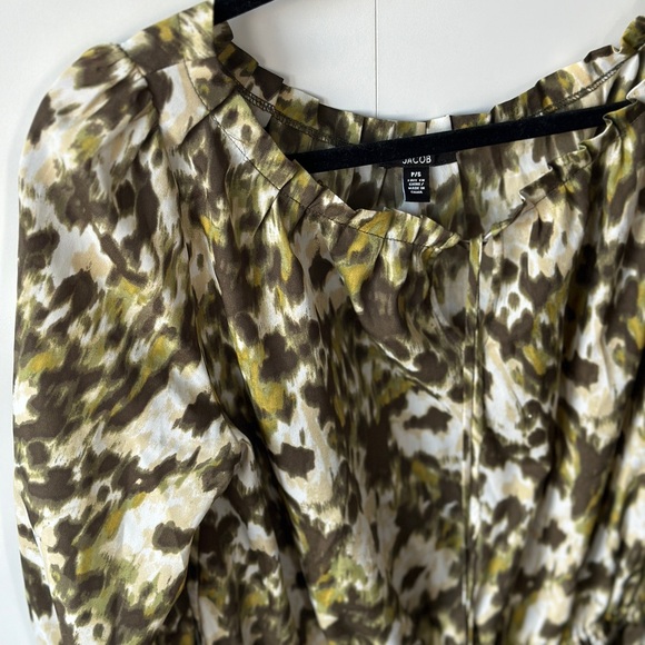 Women's Green Patterned Top - Picture 2 of 2